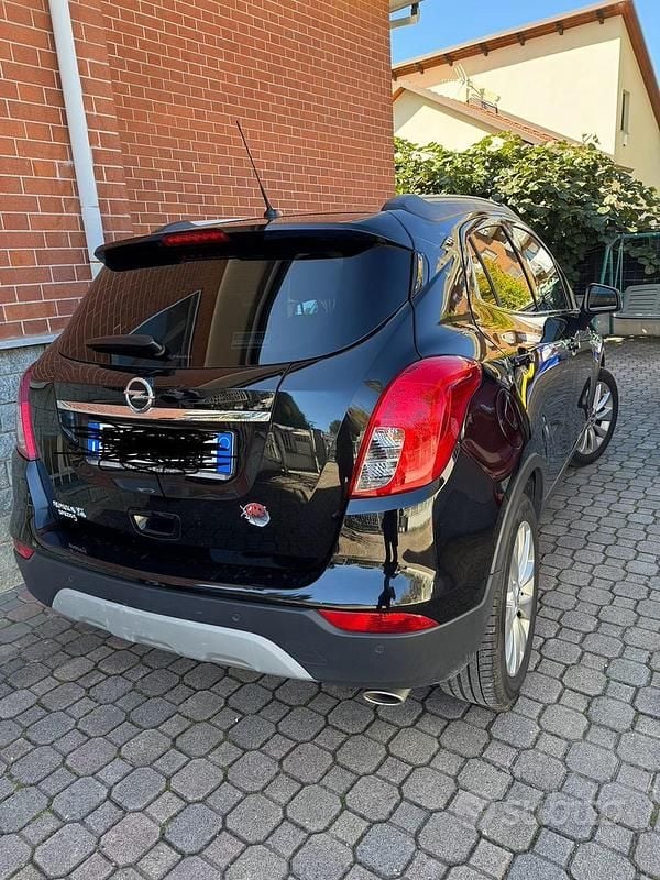 Usata Opel Mokka 140 CV (102 kW) 2019 Nero SUV