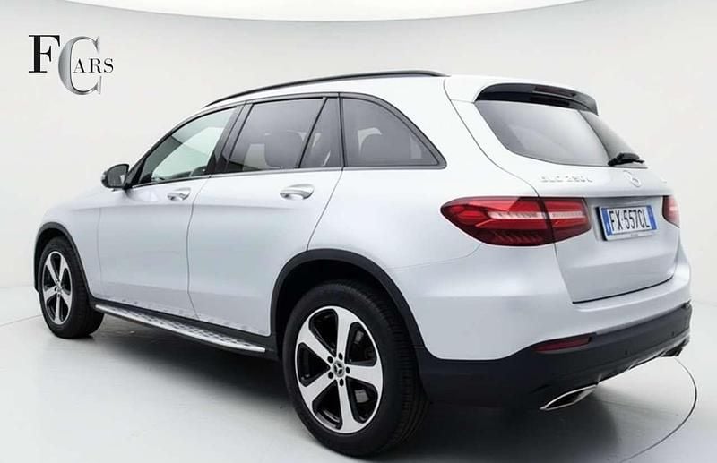 Usata Mercedes GLC250 Executive 204 CV (150 kW) 2019 Argento SUV