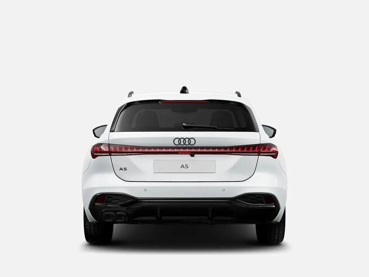 Nuova Audi A5 S-Line 204 CV (150 kW) 2026 Bianco ghiaccio metallizzato Station wagon