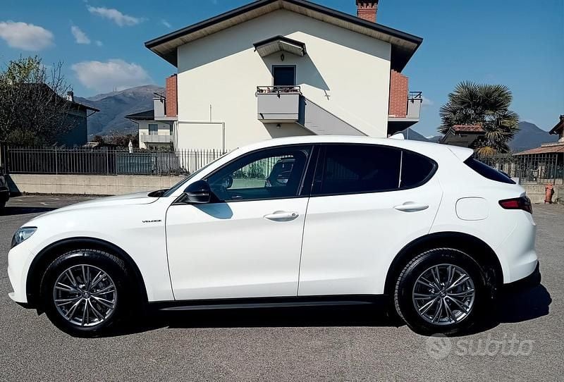 Usata Alfa Romeo Stelvio 190 CV (139 kW) 2022 Bianco SUV