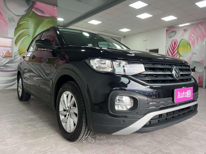 Usado VW T-Cross Style 110 CV (80 kW) 2023 Negro SUV