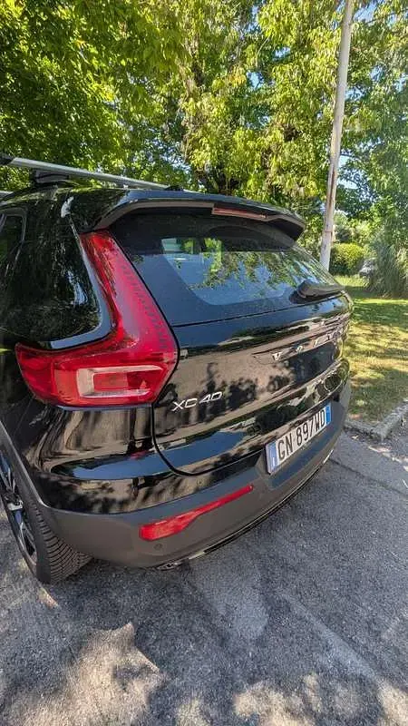 Usata Volvo XC40 Momentum 197 CV (144 kW) 2022 SUV