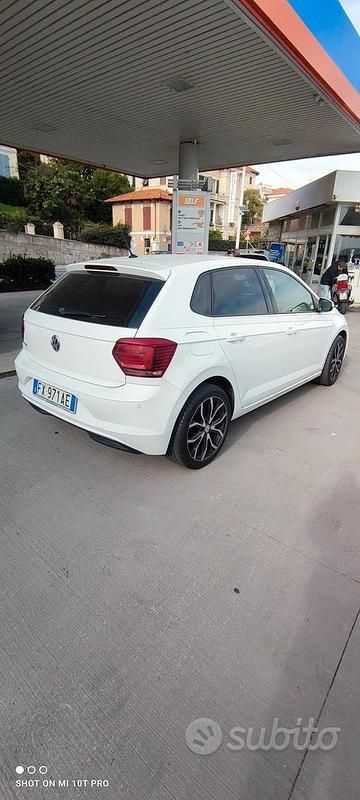 Usado VW Polo 95 CV (69 kW) 2019 Blanco Utilitario