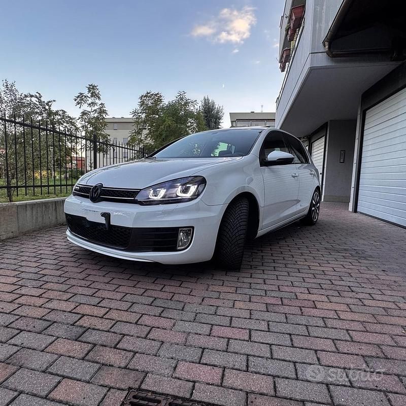 Usata VW Golf VI GTD 170 CV (125 kW) 2010 Bianco Utilitaria