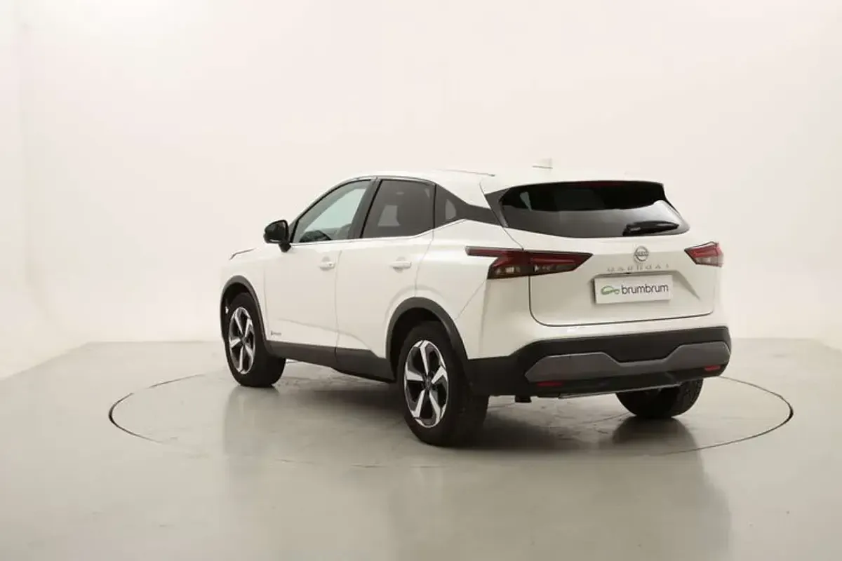 Usata Nissan Qashqai N-Connecta 190 CV (139 kW) 2023 Bianco SUV