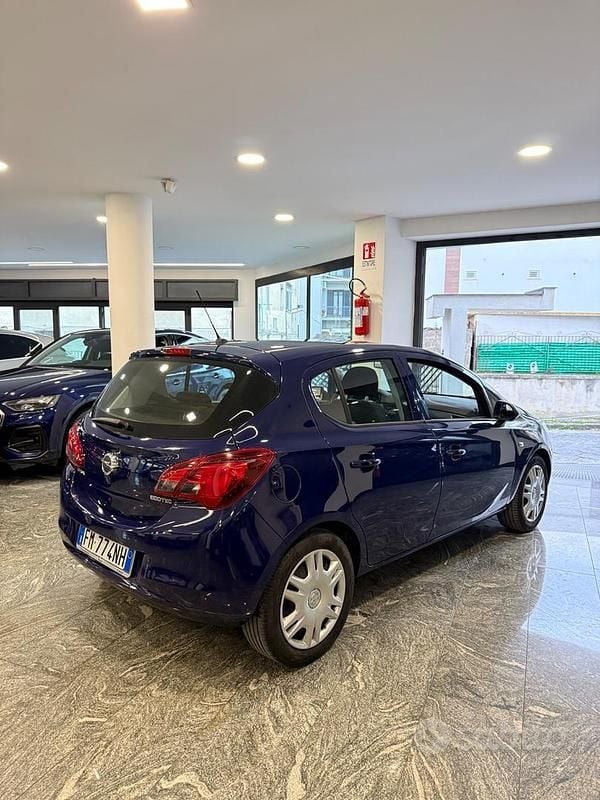 Usata Opel Corsa 90 CV (66 kW) 2018 Blu Utilitaria