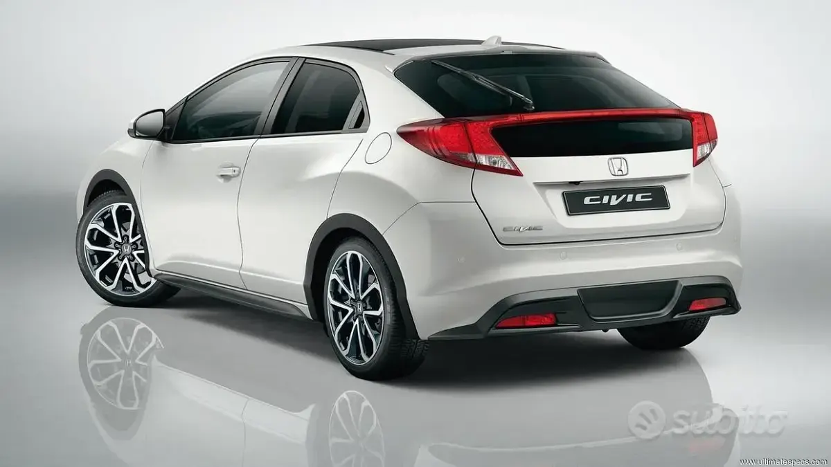 Usata Honda Civic 99 CV (72 kW) 2012 Bianco Berlina
