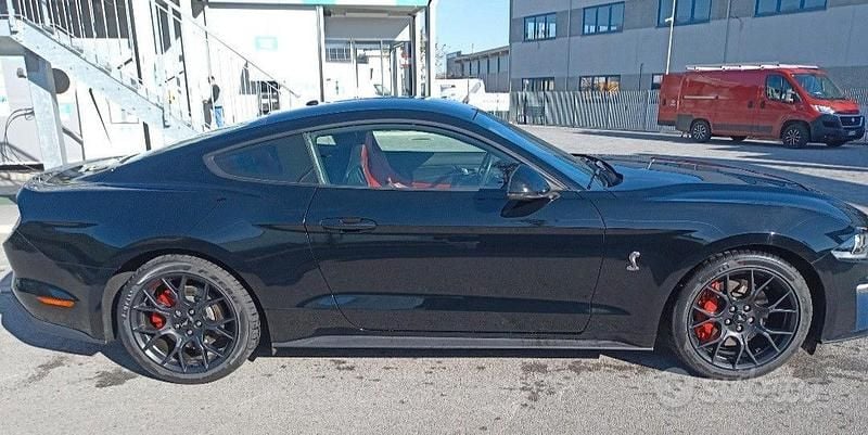 Usata Ford Mustang 291 CV (214 kW) 2019 Nero Coupé