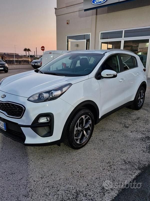 Usata Kia Sportage 115 CV (84 kW) 2021 Bianco SUV