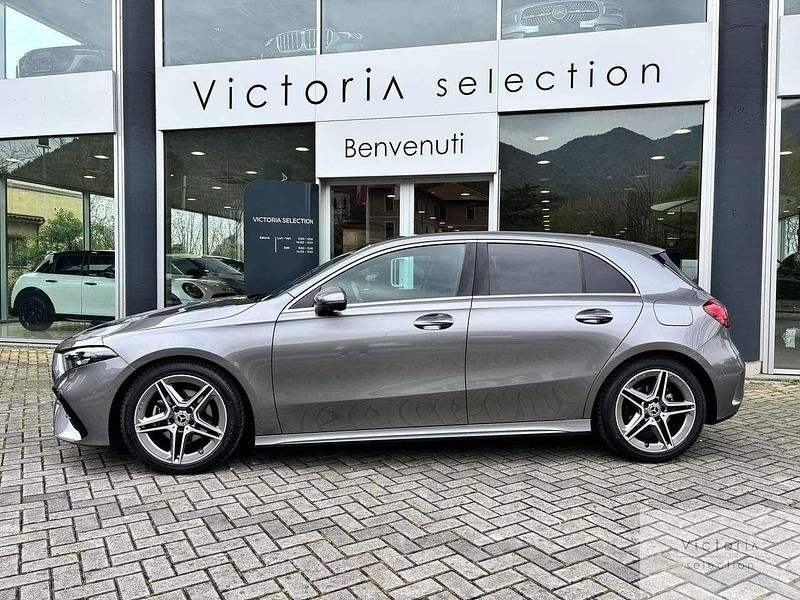 Usata Mercedes A200 AMG Line Premium 150 CV (110 kW) 2024 Grigio Berlina
