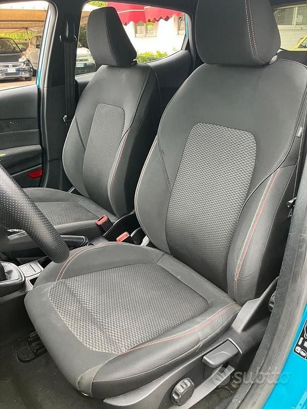 Usata Ford Fiesta ST-Line 86 CV (63 kW) 2018 Blu Utilitaria