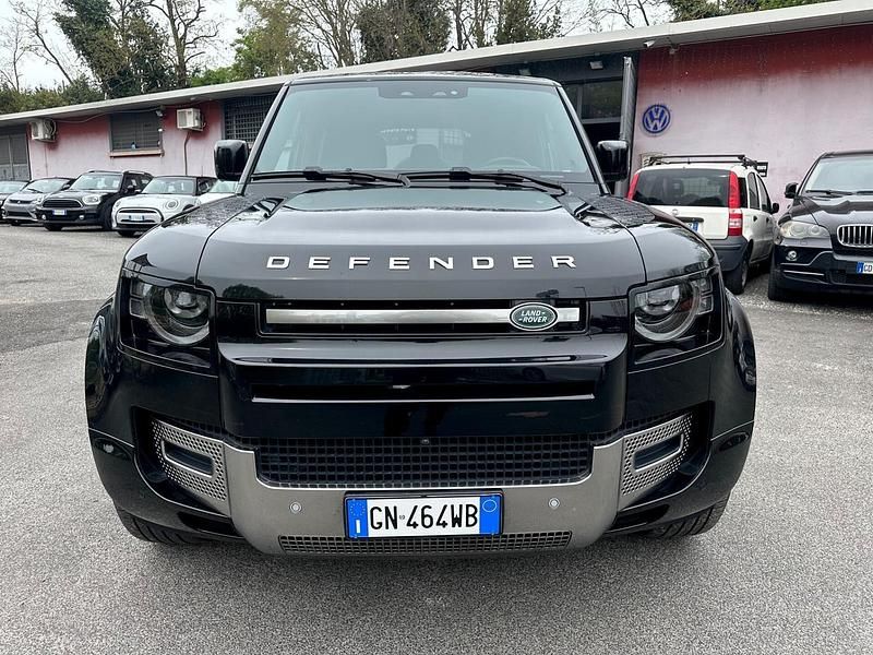 Usata Land Rover Defender SE Dynamic 200 CV (147 kW) 2023 Nero SUV