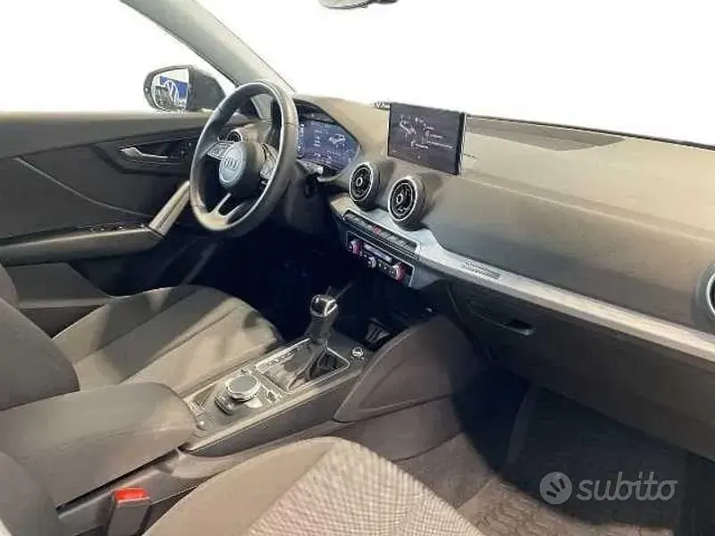 Usata Audi Q2 S-Line 116 CV (85 kW) 2023 Grigio SUV