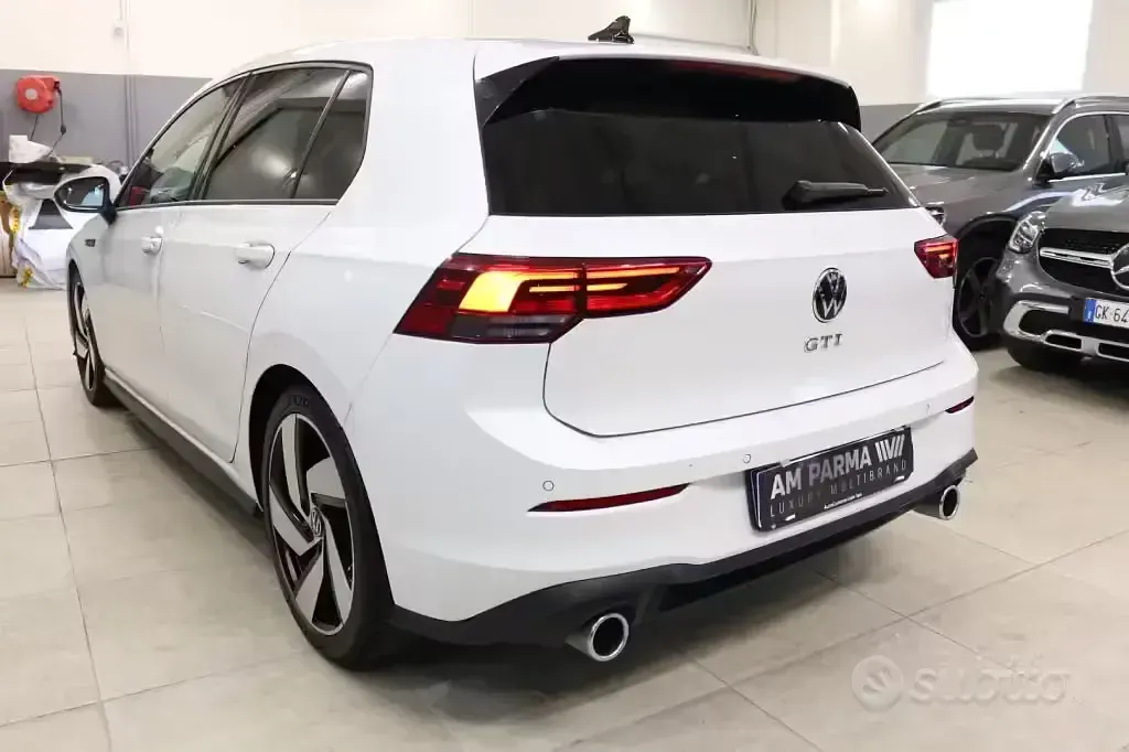 Usata VW Golf VIII GTI 245 CV (180 kW) 2020 Bianco Berlina