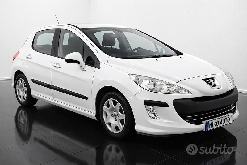Usata Peugeot 308 Active 93 CV (68 kW) 2011 Bianco Berlina