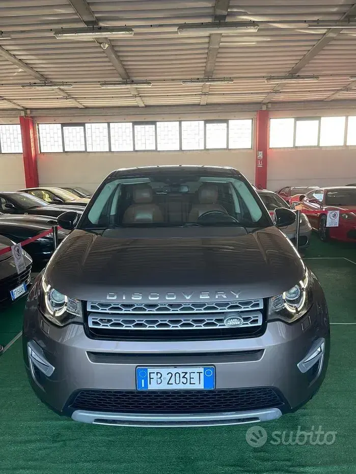 Usata Land Rover Discovery Sport HSE Luxury 179 CV (131 kW) 2016 Marrone SUV