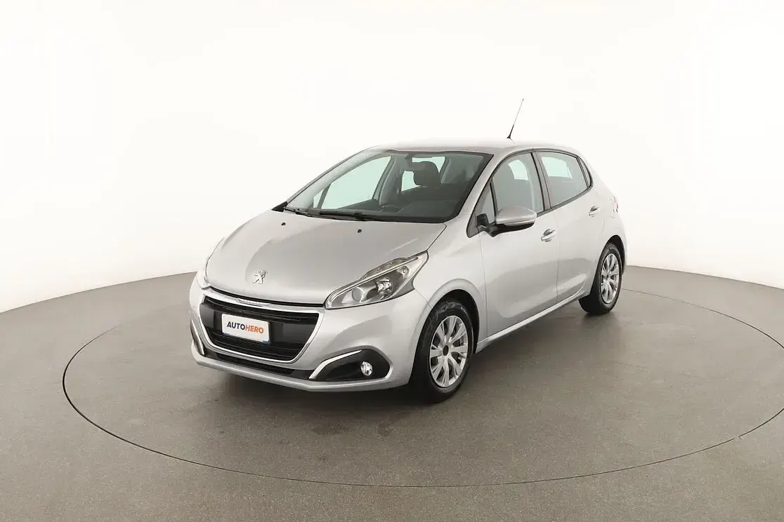 Usata Peugeot 208 Active 82 CV (60 kW) 2016 Utilitaria