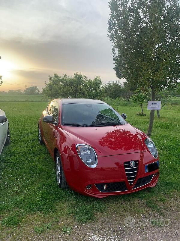 Usata Alfa Romeo MiTo 90 CV (66 kW) 2009 Rosso Utilitaria