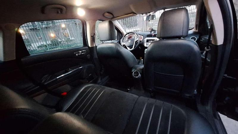 Usata Lancia Delta Gold 120 CV (88 kW) 2012 Utilitaria