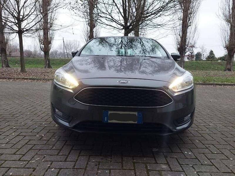 Usata Ford Focus S 95 CV (69 kW) 2017 Grigio Berlina