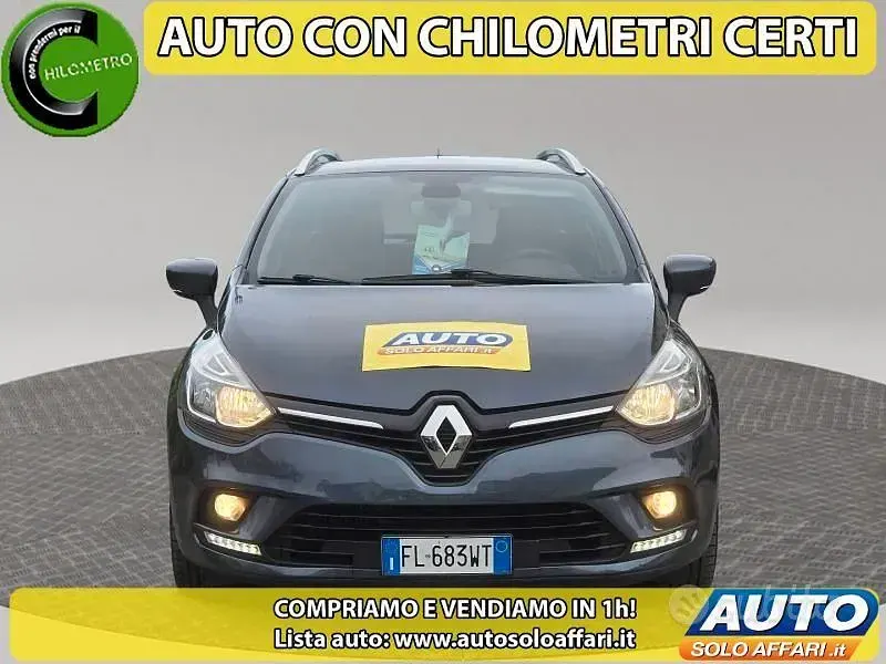Usata Renault Clio Zen 75 CV (55 kW) 2017 Grigio Station wagon