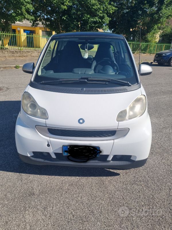 Usata Smart ForTwo Coupé 71 CV (52 kW) 2010 Utilitaria