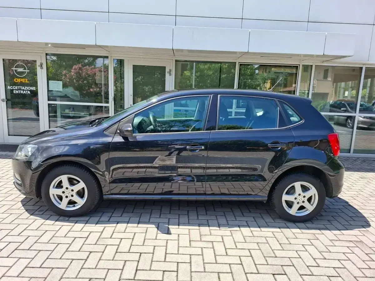 Usata VW Polo Trendline 60 CV (44 kW) 2015 Nero Berlina