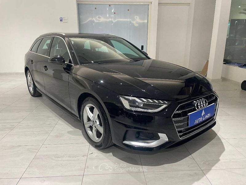 Usata Audi A4 163 CV (119 kW) 2023 Nero Station wagon