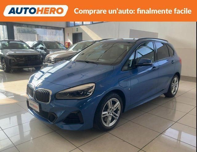 Usata BMW 225 Active Tourer iPerformance 136 CV (100 kW) 2019 Blu Monovolume