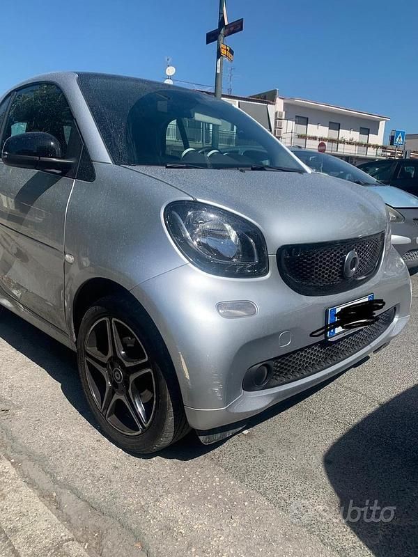 Usata Smart ForTwo Coupé 71 CV (52 kW) 2019 Grigio Coupé