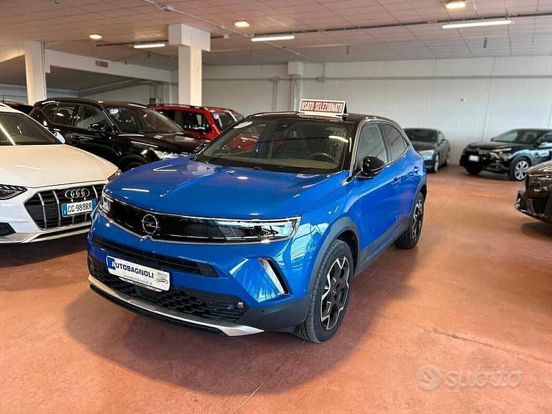 Blu Usata 2023 Opel Mokka Ultimate SUV | 17.800 € (Buon prezzo) - Immagine 1/4