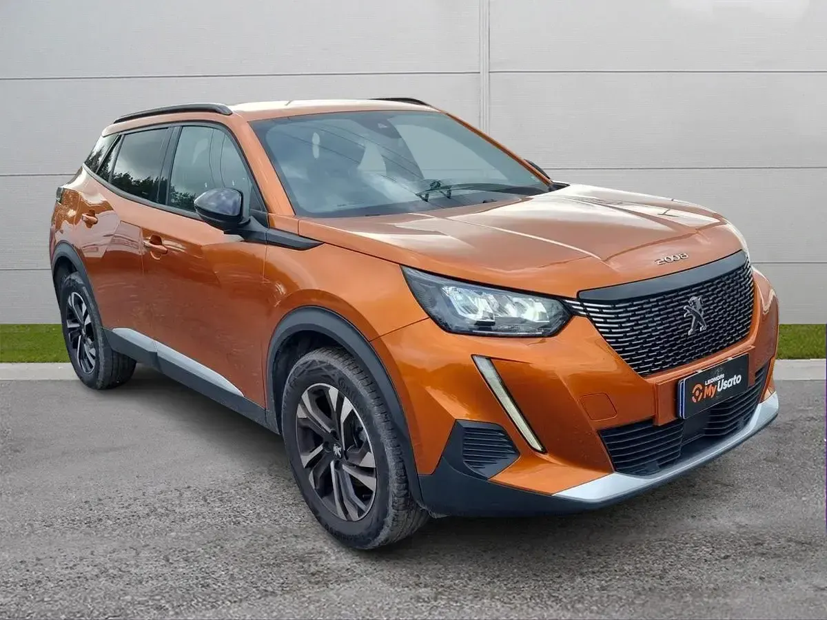 Usata Peugeot 2008 Allure 100 CV (73 kW) 2023 SUV
