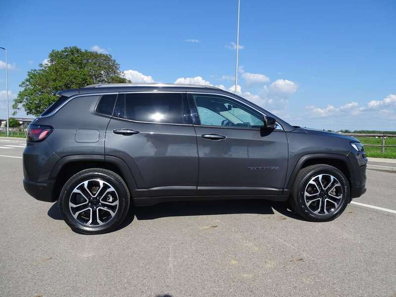 Usata Jeep Compass Limited 131 CV (96 kW) 2021 Graphite grey metallizzato SUV