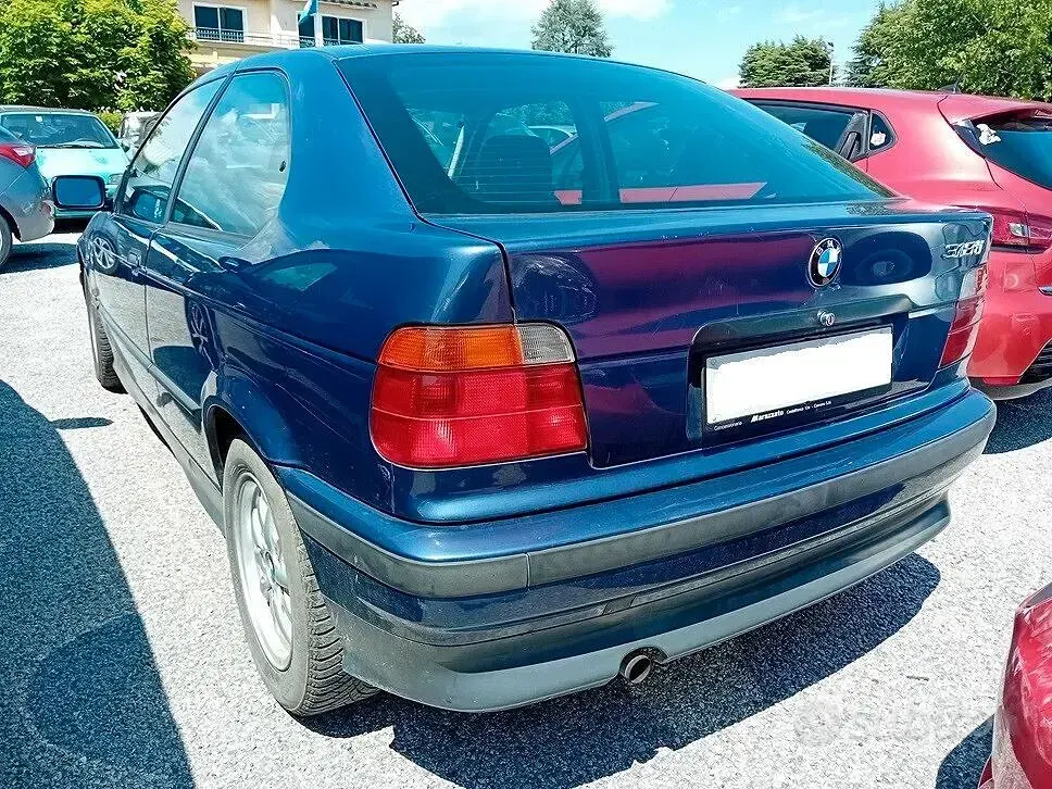 Usata BMW 316 102 CV (75 kW) 1995 Bluazzurro Berlina