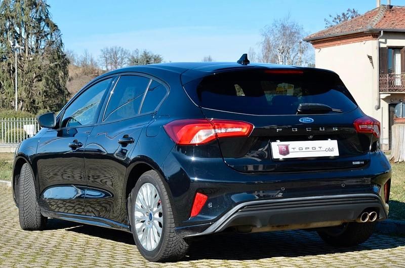 Usata Ford Focus ST-Line X 155 CV (114 kW) 2021 Nero Berlina