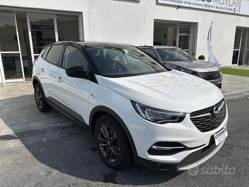 Bianco banchisa Usata 2021 Opel Grandland X Design Edition SUV | 20.000 € (Buon prezzo) - Immagine 1/4