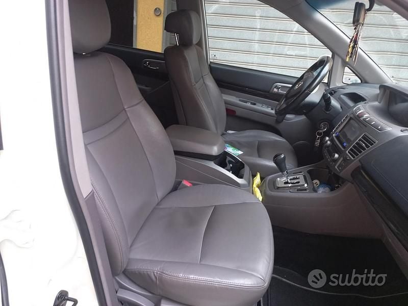 Usata Ssangyong (KGM) Rodius 178 CV (130 kW) 2017 Bianco Monovolume