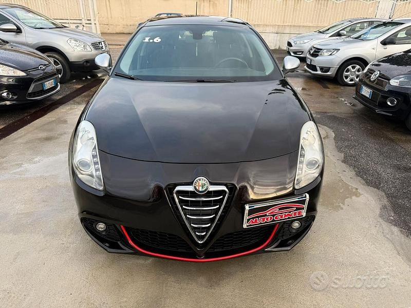 Usata Alfa Romeo Giulietta Progression 105 CV (77 kW) 2012 Nero Utilitaria