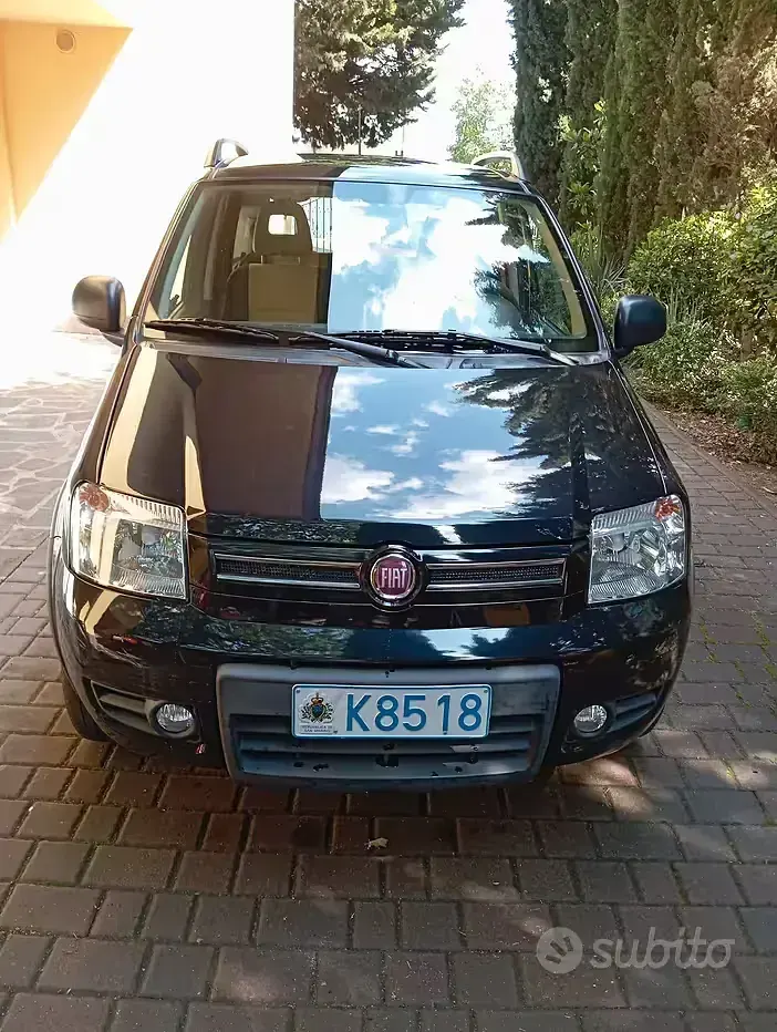 Usata Fiat Panda 4x4 60 CV (44 kW) 2011 Nero Utilitaria