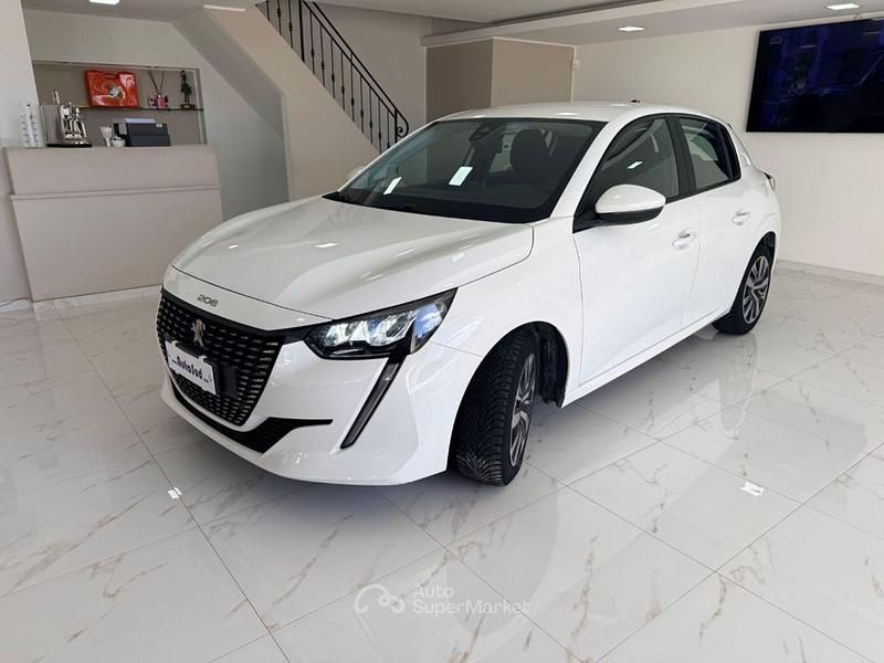 Usata Peugeot 208 Active 102 CV (75 kW) 2020 Bianco Utilitaria