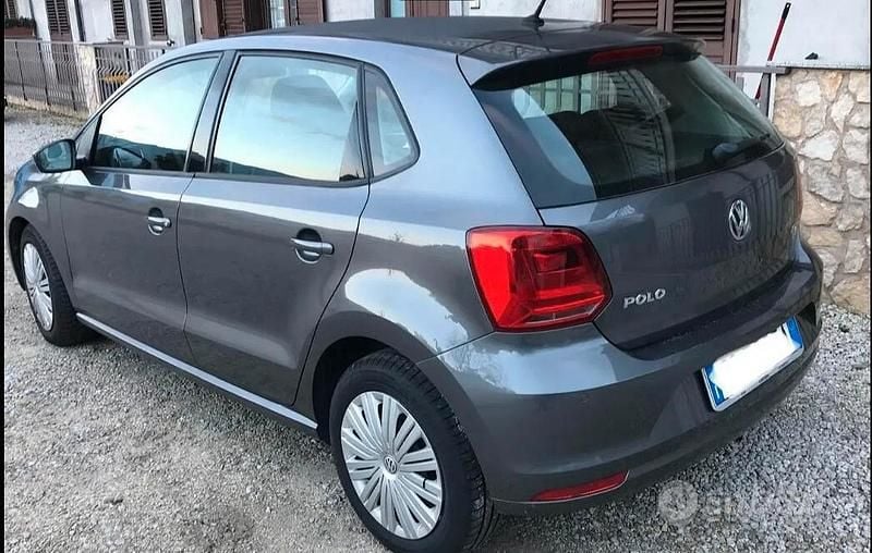 Usata VW Polo 75 CV (55 kW) 2017 Grigio Berlina