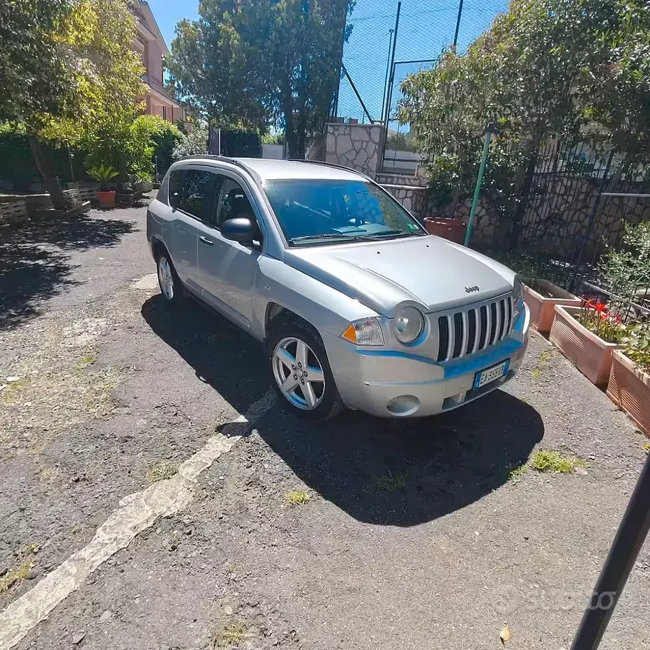 Usata Jeep Compass 140 CV (102 kW) 2009 SUV