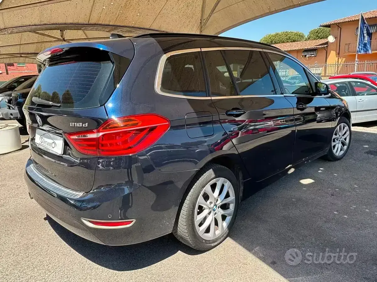 Usata BMW 218 Sport Line 150 CV (110 kW) 2017 Blu Station wagon