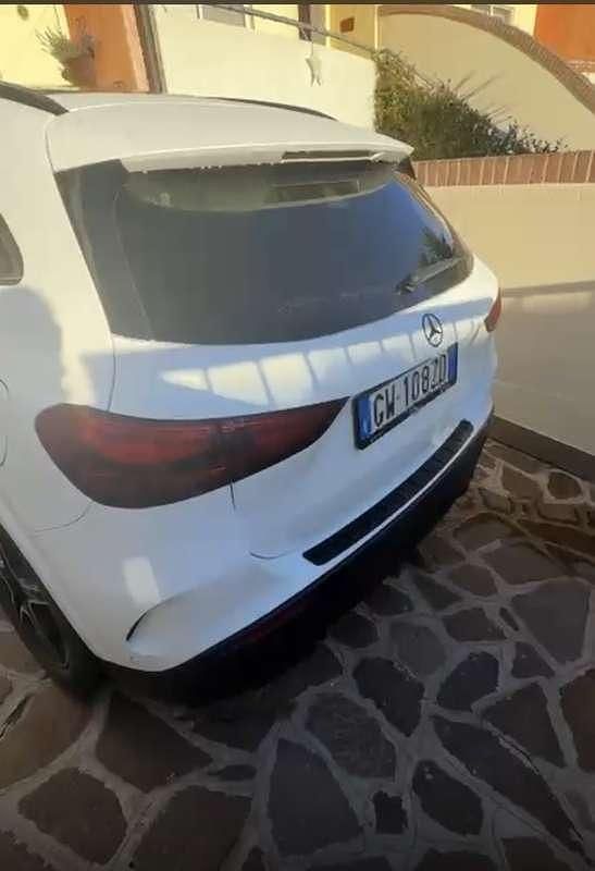 Usata Mercedes GLA200 Premium 150 CV (110 kW) 2024 SUV