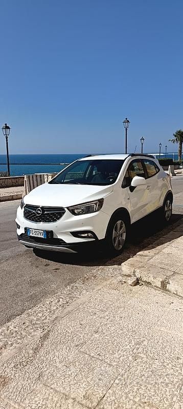 Bianco Usata 2017 Opel Mokka SUV | 9800 € (Buon prezzo) - Immagine 1/4
