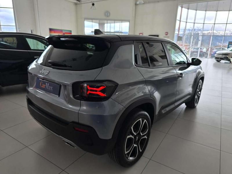 Usata Jeep Avenger Summit 101 CV (74 kW) 2024 Granite/tetto nero volcano SUV