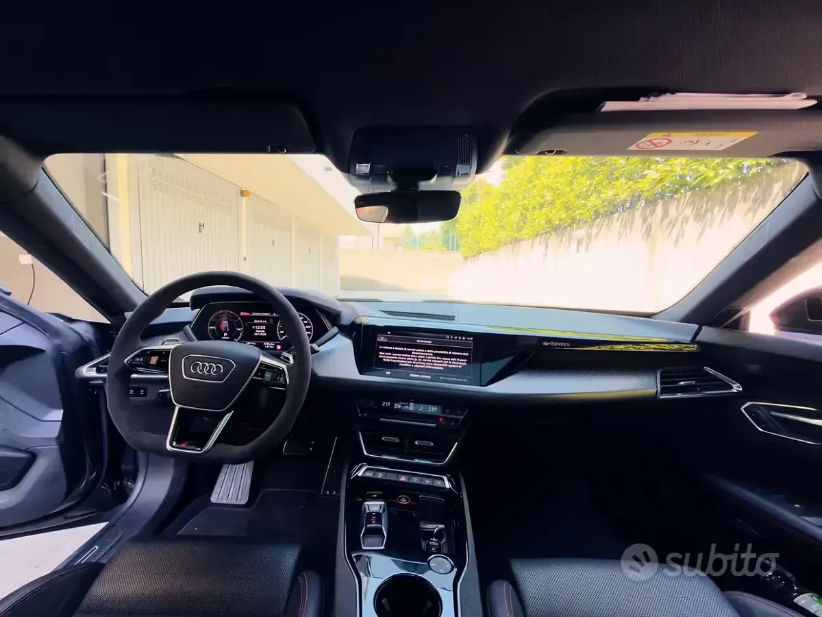 Usata Audi RS e-tron GT 439 kW (598 CV) 2021 Nero Berlina