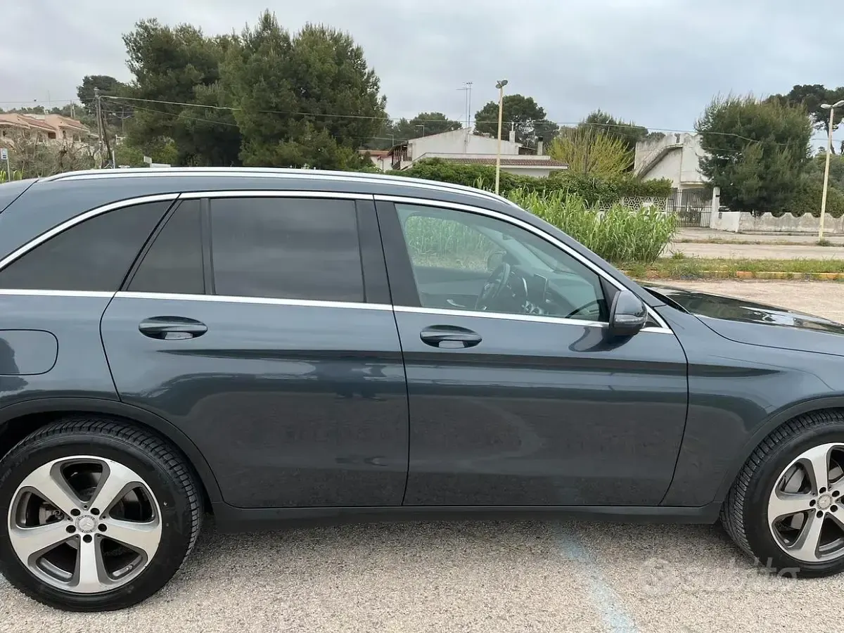 Usata Mercedes 220 170 CV (125 kW) 2015 Grigio SUV