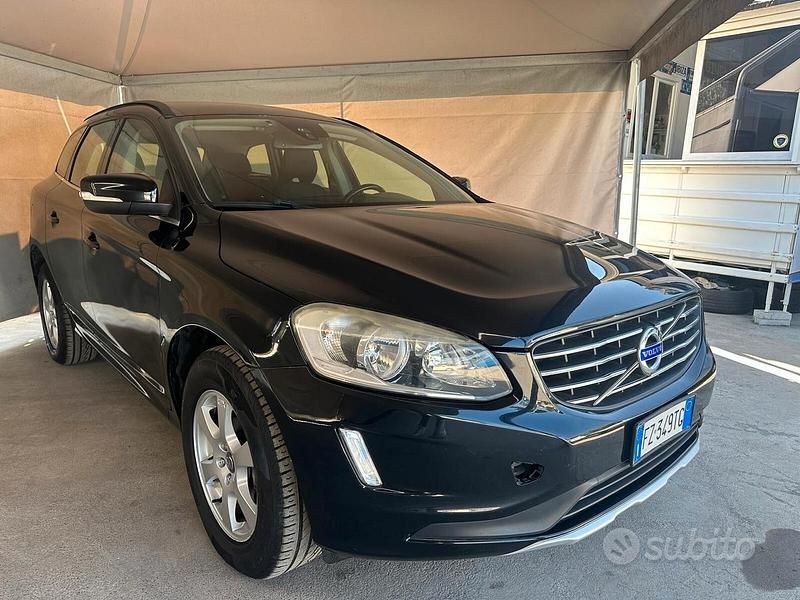 Usata Volvo XC60 Summum 215 CV (158 kW) 2014 Nero SUV