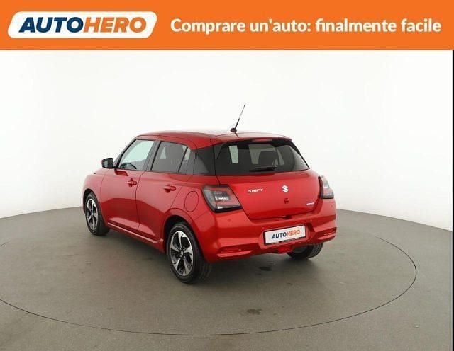 Usata Suzuki Swift 82 CV (60 kW) 2025 Rosso Utilitaria